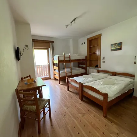 D'la Varda Hotel