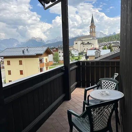 Hotel D'la Varda 3*