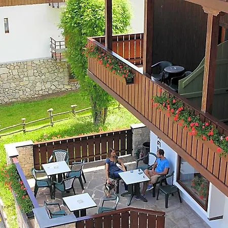 فندق D'la Varda 3*
