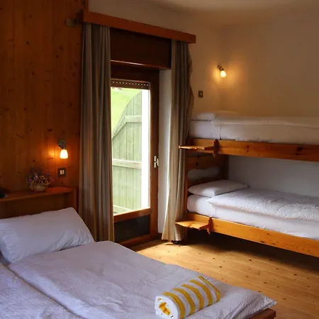 Hotel D'la Varda Di Topran D'agata Paolo &c Sas Padola